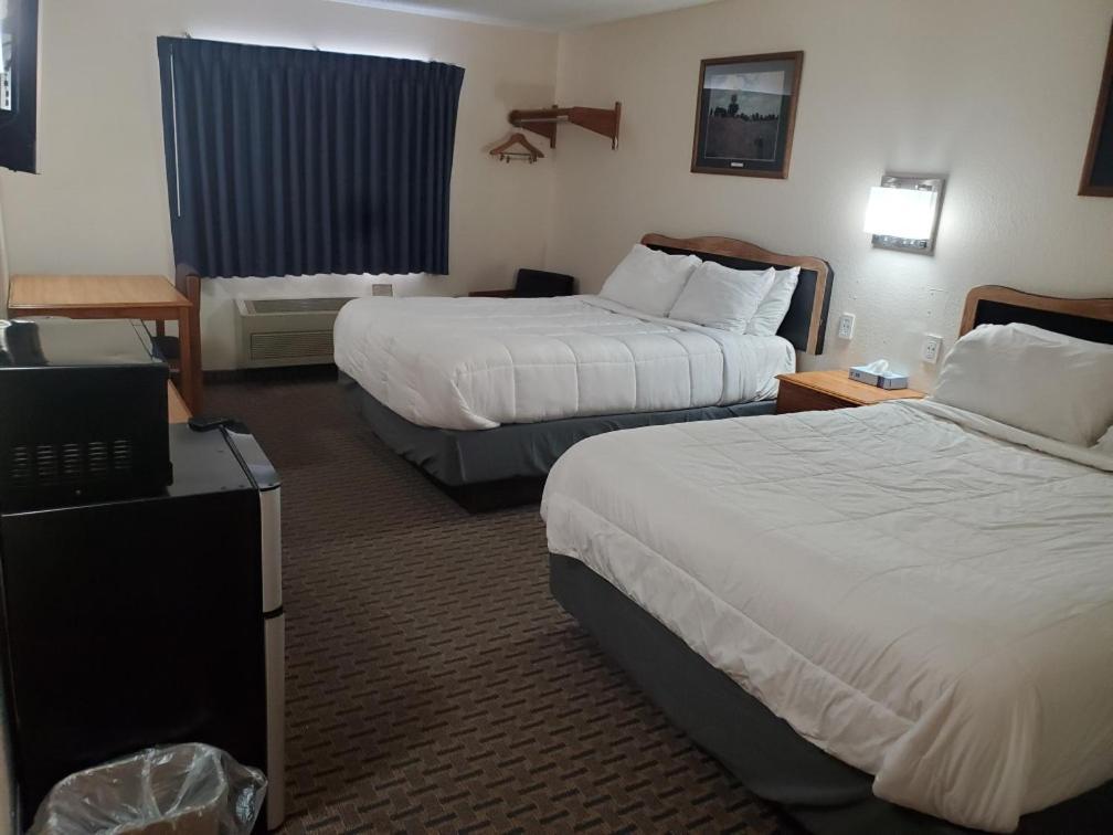 Hibbing Inn And Suites Exterior foto